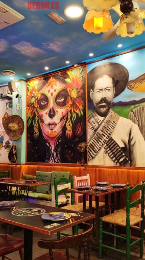 Graffiti Restaurante 18010 Catrina Decoracion 300x100000